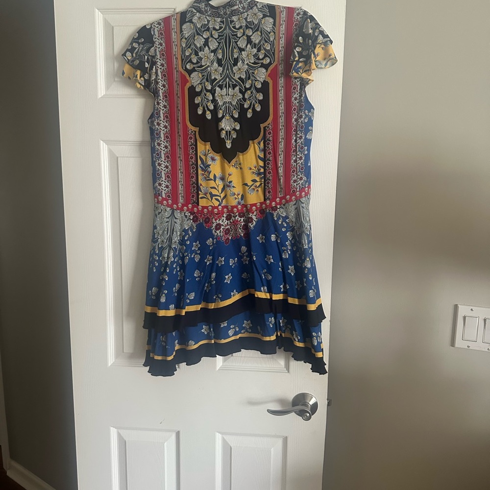 Alice+Olivia dress size xs/tp fit size S,M - Picture 2 of 4